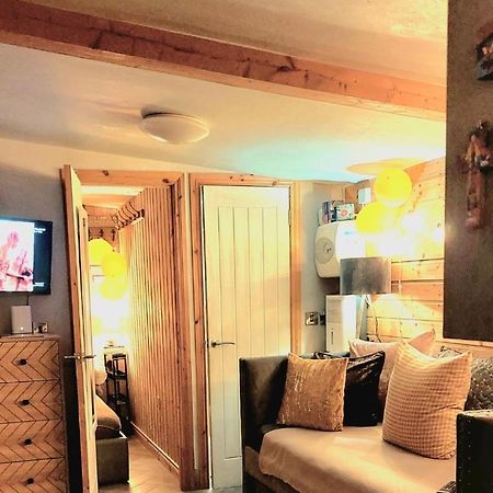 Therapy Lodge Ballycastle Εξωτερικό φωτογραφία
