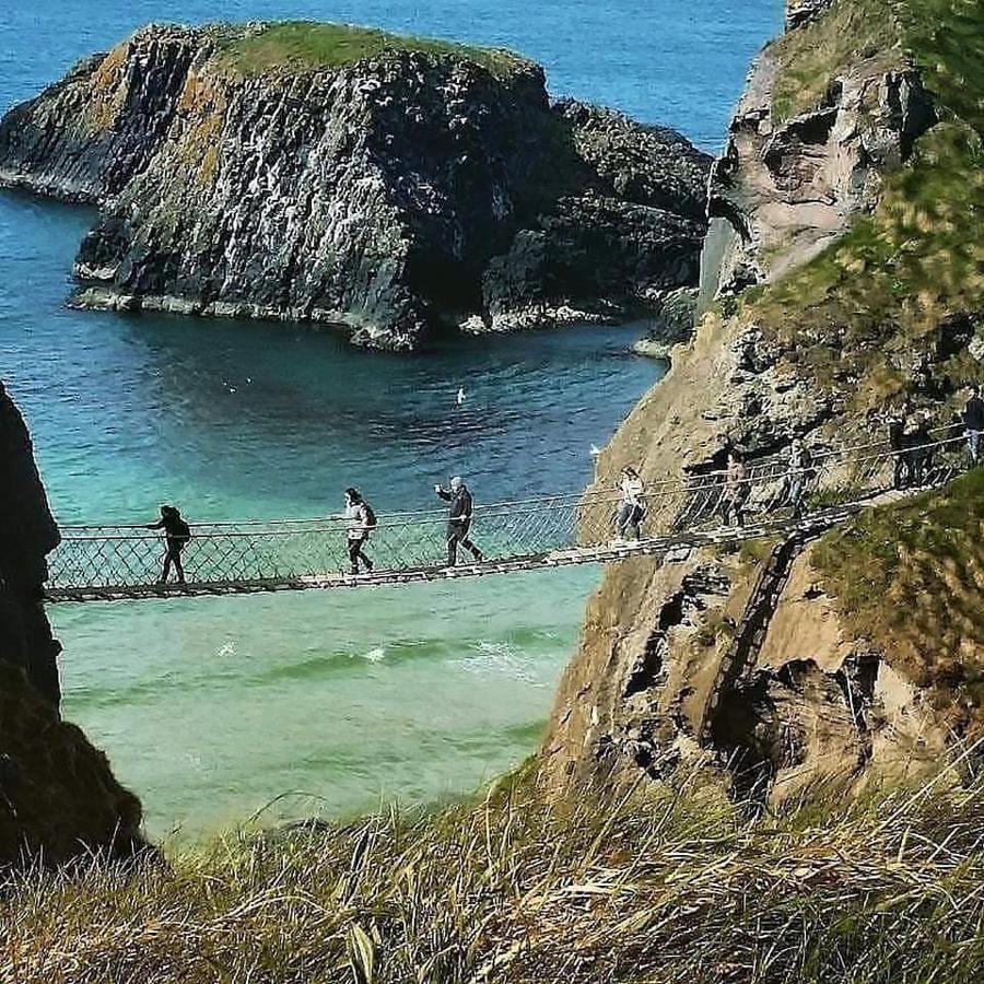 Therapy Lodge Ballycastle Εξωτερικό φωτογραφία