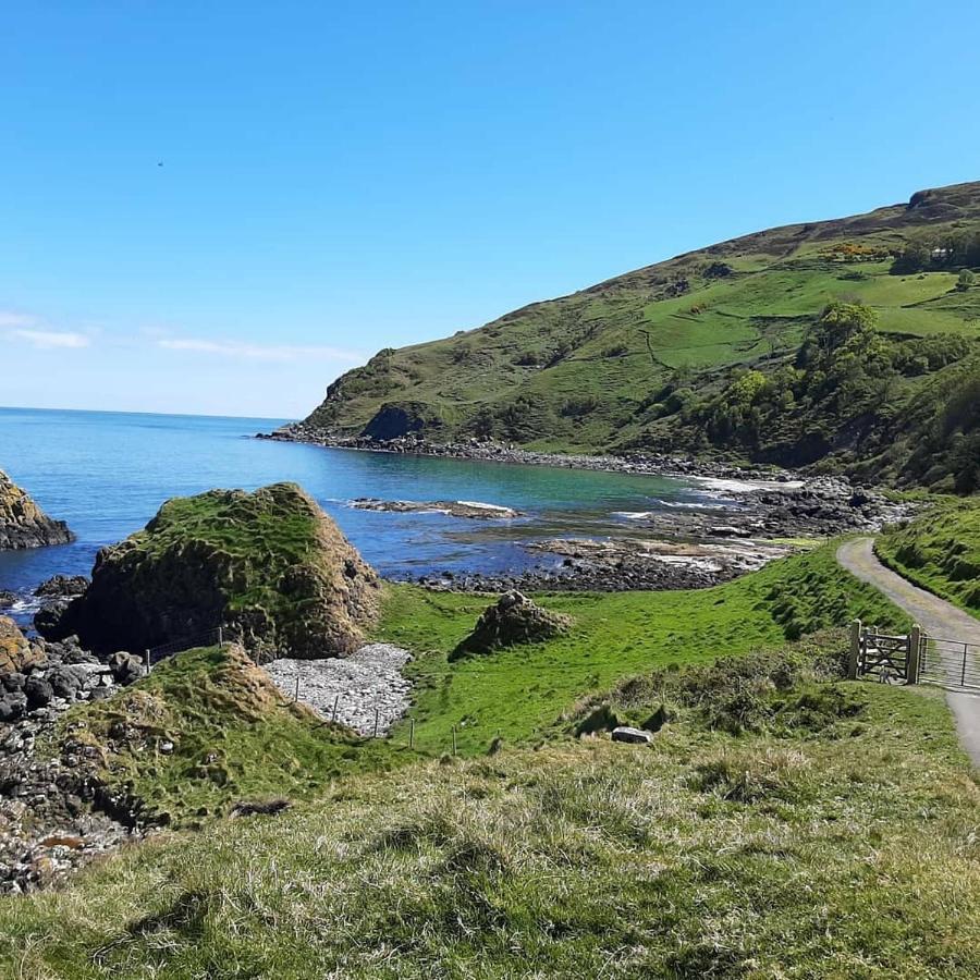 Therapy Lodge Ballycastle Εξωτερικό φωτογραφία