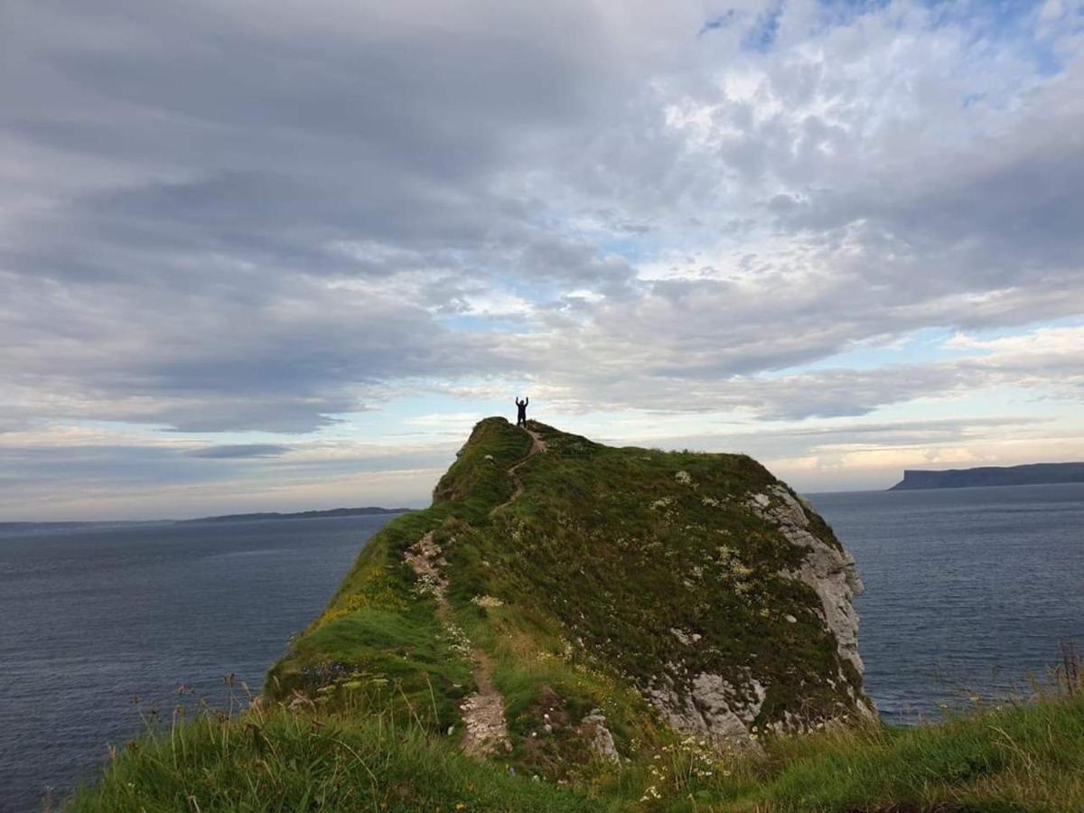 Therapy Lodge Ballycastle Εξωτερικό φωτογραφία