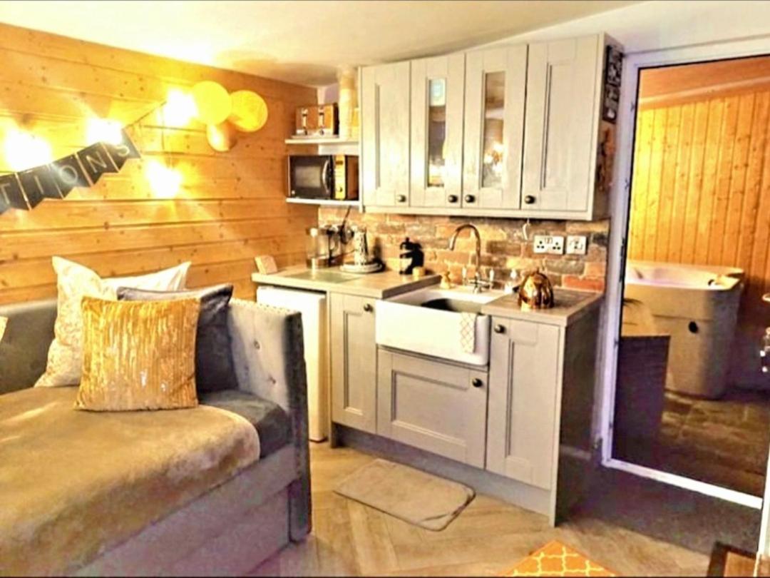 Therapy Lodge Ballycastle Εξωτερικό φωτογραφία